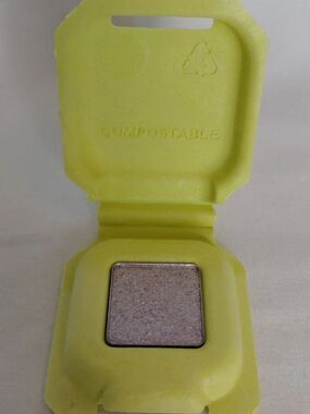 Half Magic - Eyeshadow Singles - Sparkle Puff